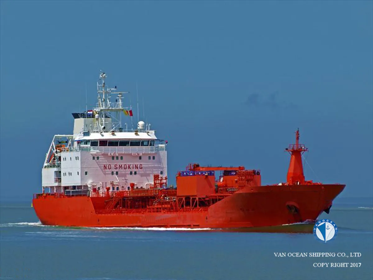 Pétrolier / chimiquier à vendre