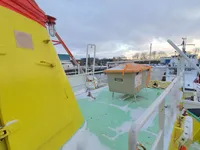 Navire d'approvisionnement à vendre
