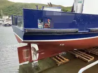 Bateaux de travail à vendre