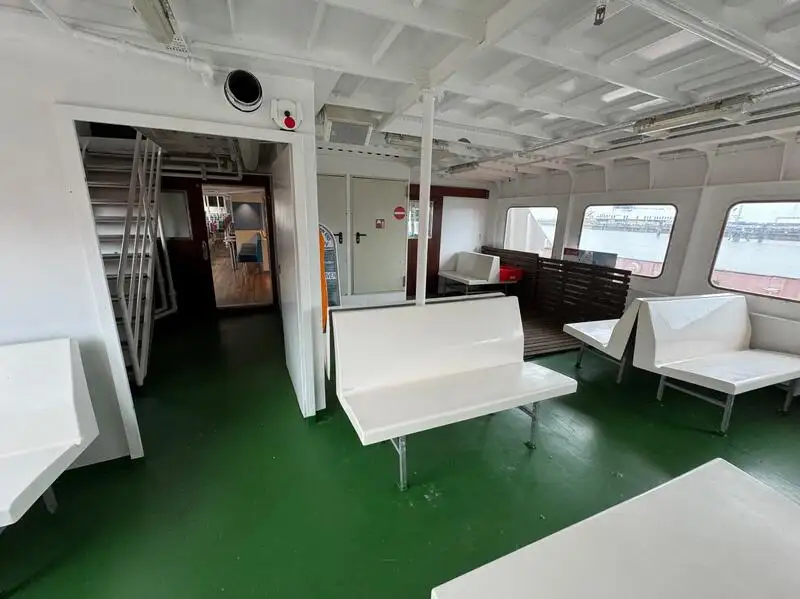 Navire de passagers à vendre
