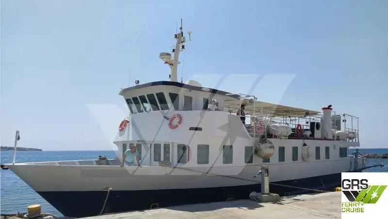 Navire de passagers à vendre