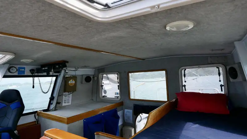 Navire de recherche à vendre