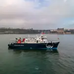 Navire d'arpentage à vendre
