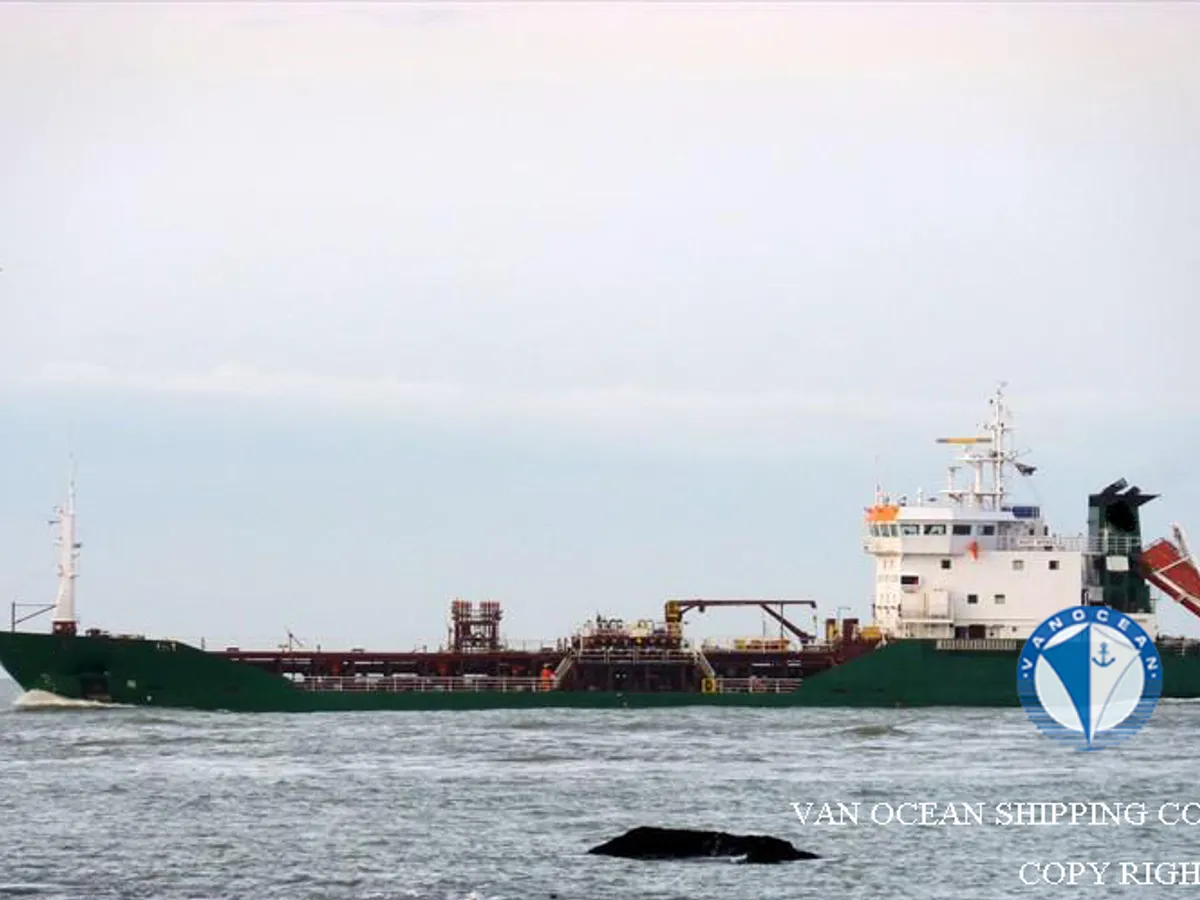 Pétrolier / chimiquier à vendre