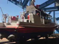 Bateaux de travail à vendre