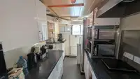 Navire d'arpentage à vendre