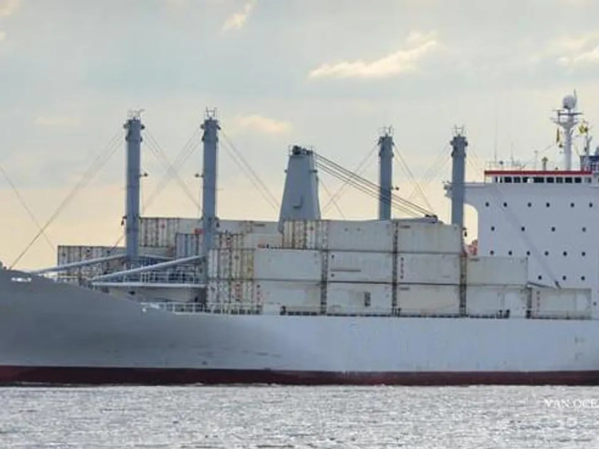 Navire frigorifique à vendre