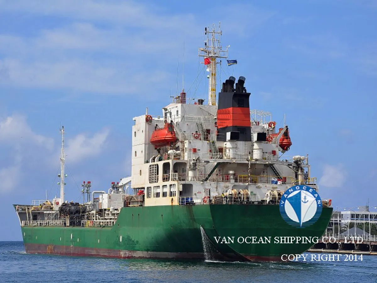 Pétrolier / chimiquier à vendre