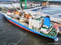 Navire frigorifique à vendre