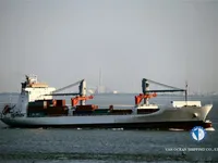 Navire frigorifique à vendre