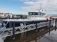 Bateau pilote à vendre