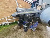 Navire d'arpentage à vendre