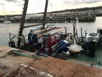 Bateaux de travail à vendre