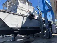 Bateaux de travail à vendre