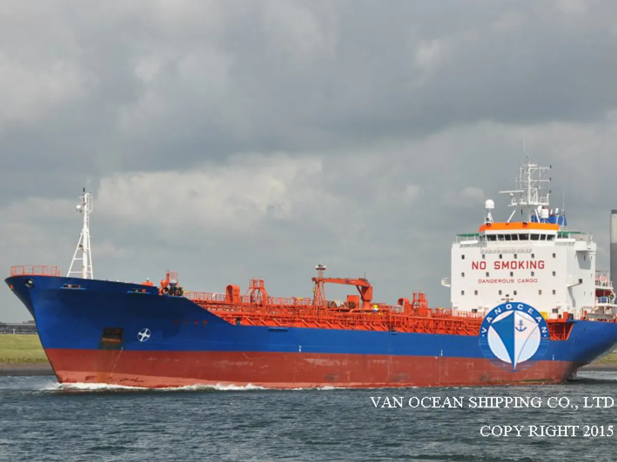 Pétrolier / chimiquier à vendre