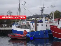 Chalutier à flottaison à vendre