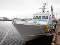 Bateau patrouilleur à vendre