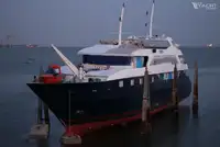 Navire de passagers à vendre