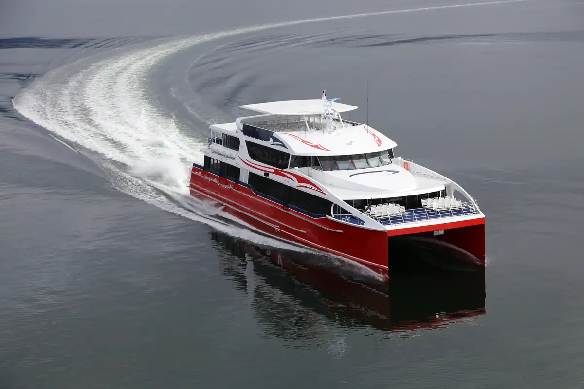 Navire-ferry à vendre