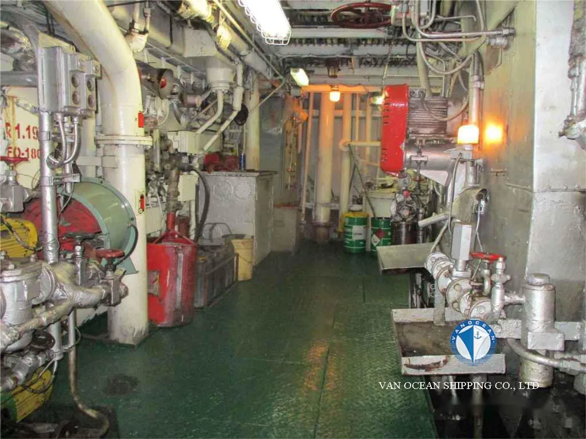 Navire frigorifique à vendre