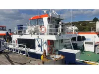 Bateau de transport d'équipage à vendre