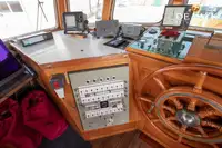 Bateau patrouilleur à vendre