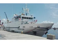 Navire de recherche à vendre