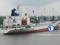 Navire frigorifique à vendre