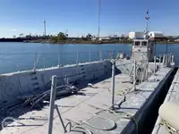 Navire de débarquement, citerne à vendre