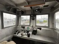 Bateau patrouilleur à vendre