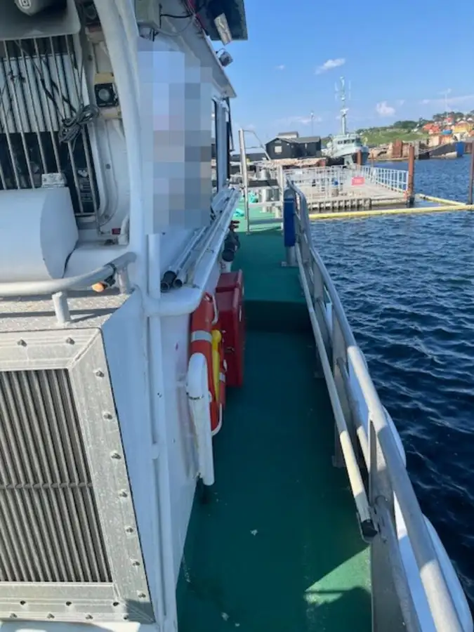 Bateau patrouilleur à vendre