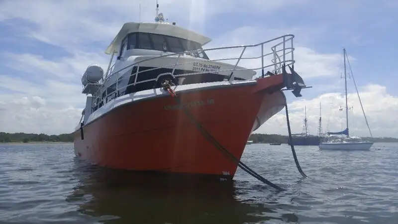 Bateau de transport d'équipage à vendre