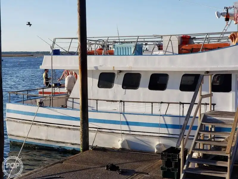 Navire-ferry à vendre