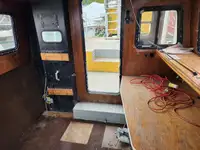 Bateaux de travail à vendre