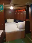 Navire d'arpentage à vendre