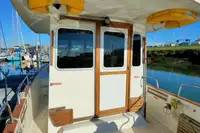 Bateaux de travail à vendre