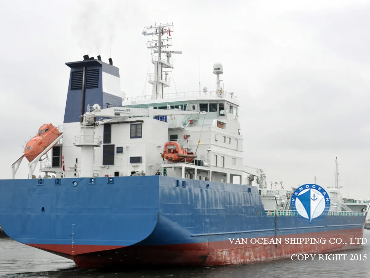 Pétrolier / chimiquier à vendre
