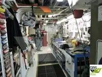Navire d'arpentage à vendre