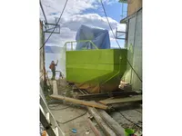 Bateaux de travail à vendre