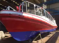 Bateaux de travail à vendre
