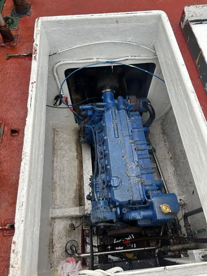 Bateaux de travail à vendre