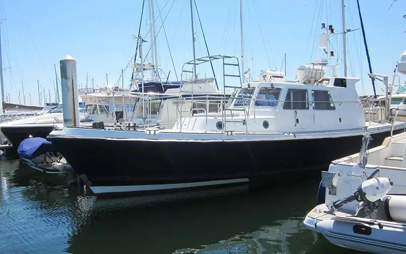 Bateau pilote à vendre