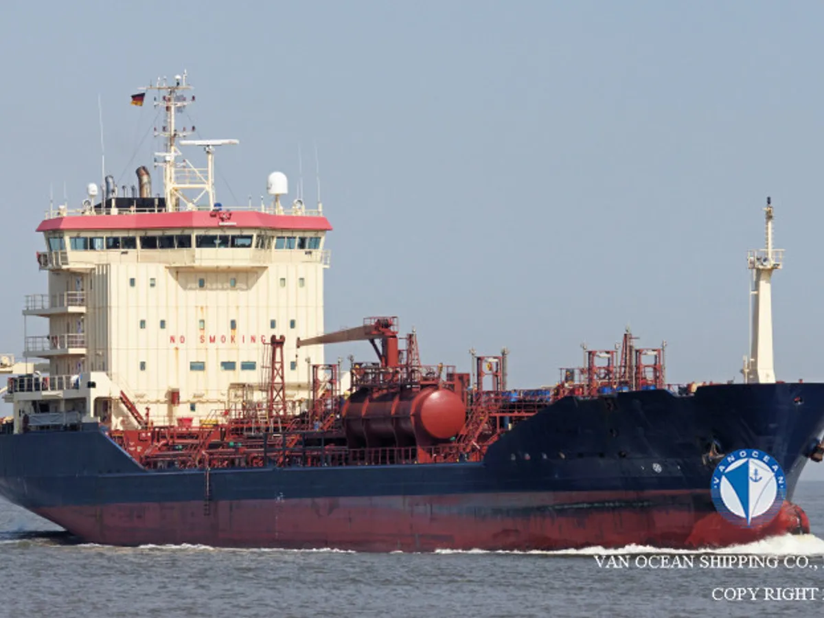 Pétrolier / chimiquier à vendre