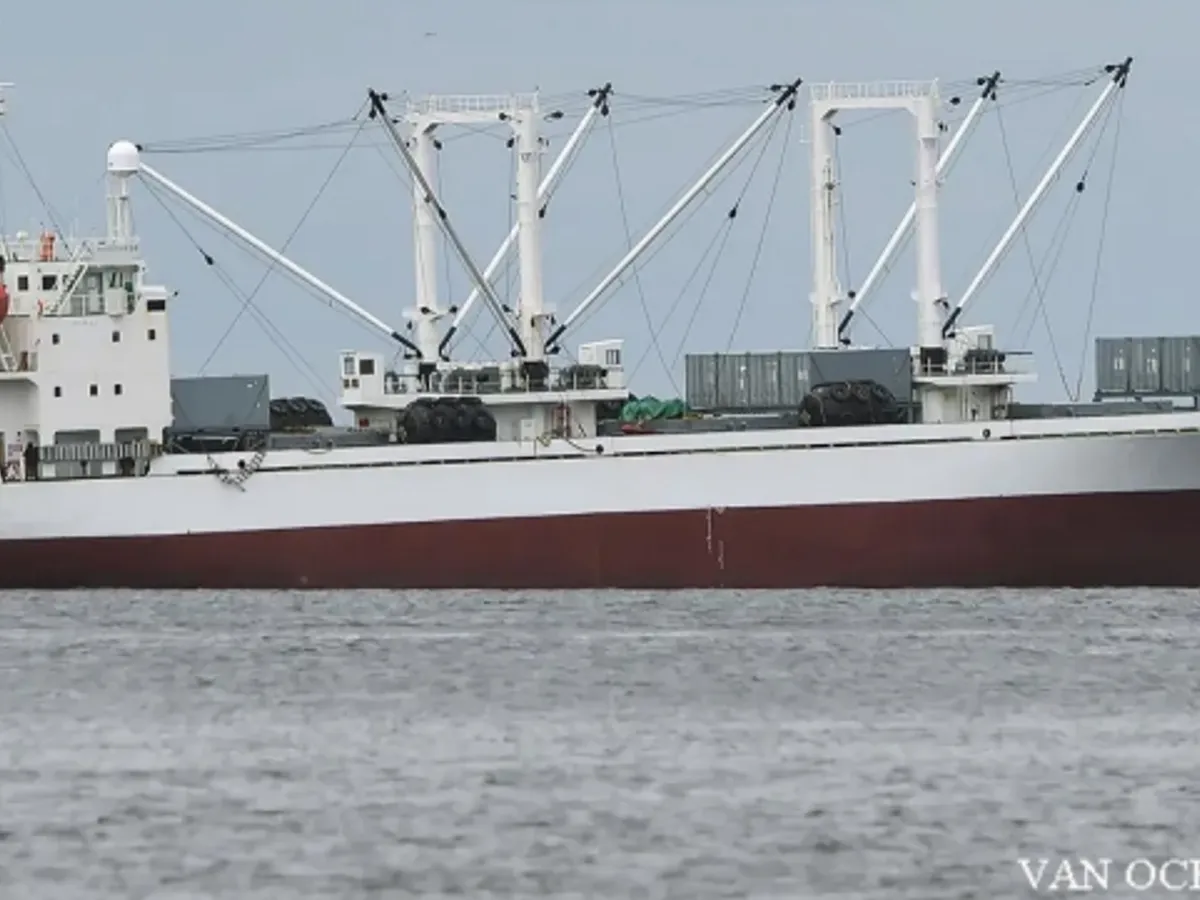 Navire frigorifique à vendre