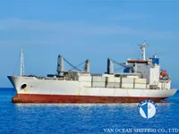 Navire frigorifique à vendre
