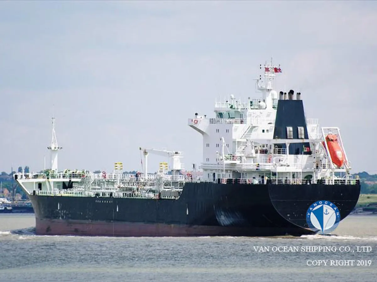 Pétrolier / chimiquier à vendre