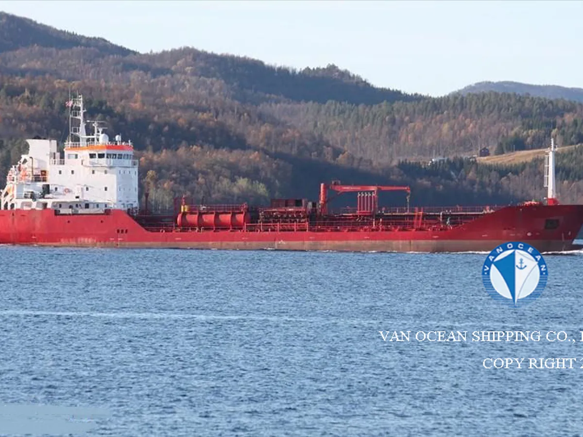 Pétrolier / chimiquier à vendre