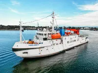 Navire de recherche à vendre