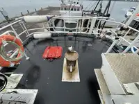 Bateau patrouilleur à vendre