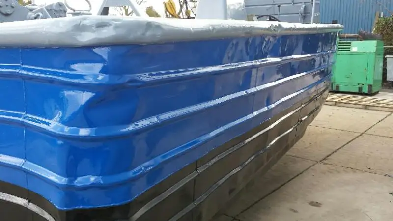 Bateaux de travail à vendre